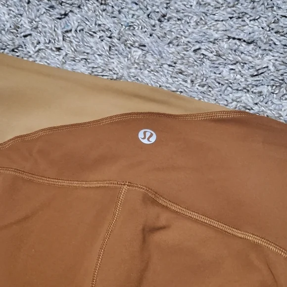 Lululemon leggings - Picture 7 of 10